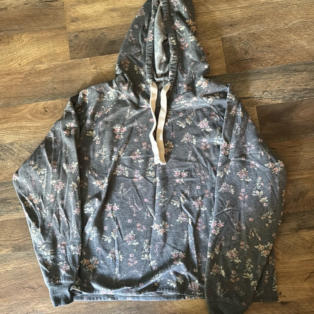 Women’s long sleeve hoodie